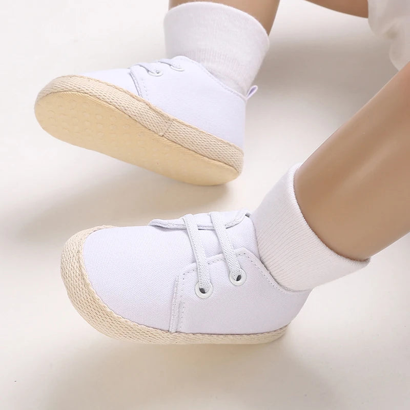 White Soft-Soled Infant Sneakers – Non-Slip Shoes (0–18M)