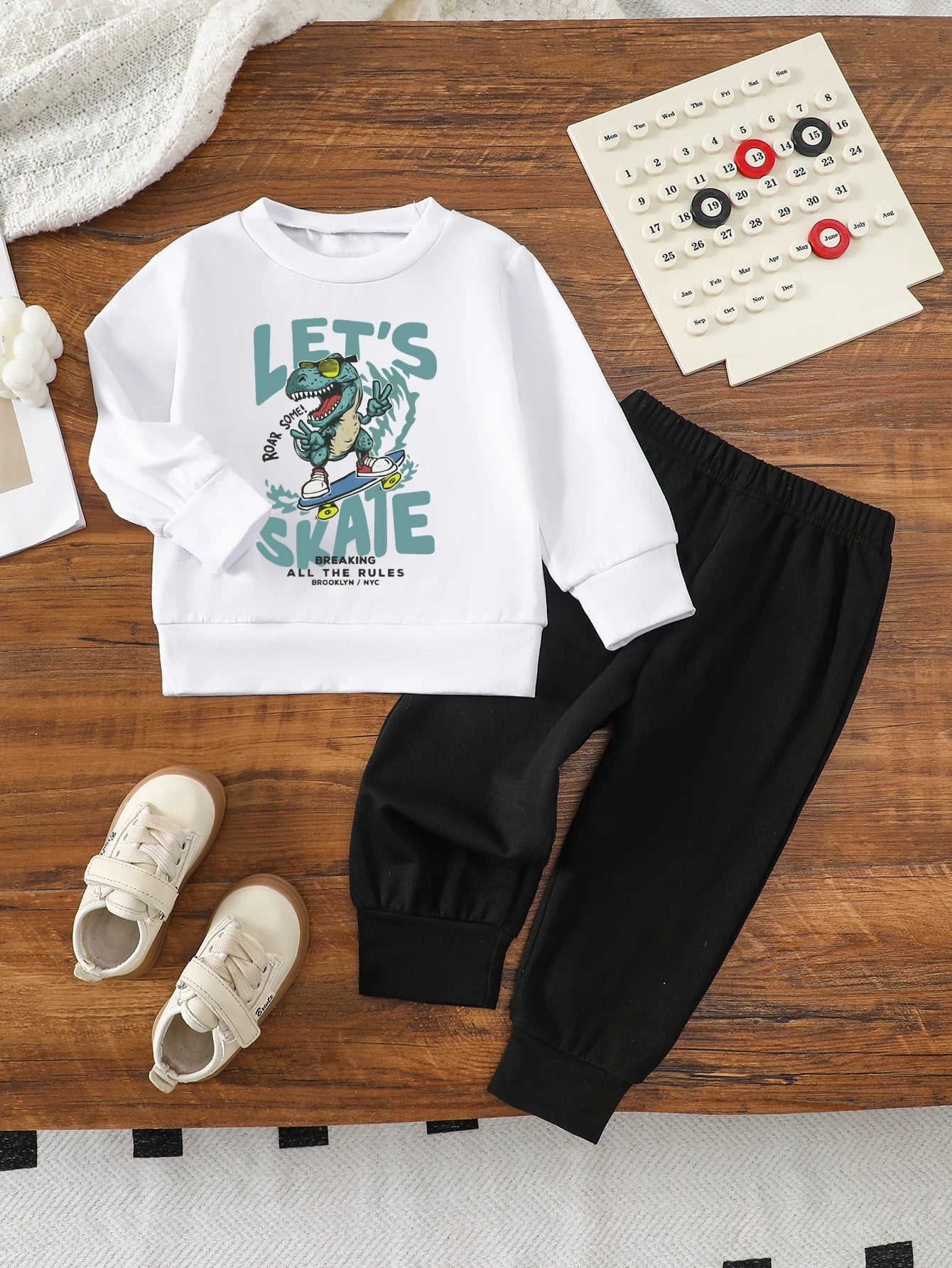 IURNXB 2pcs Children Clothes Set Kids Let's Skate Long Sleeve Top+Pants Outfits Little Boys Toddler Sweatsuits 1-6Y