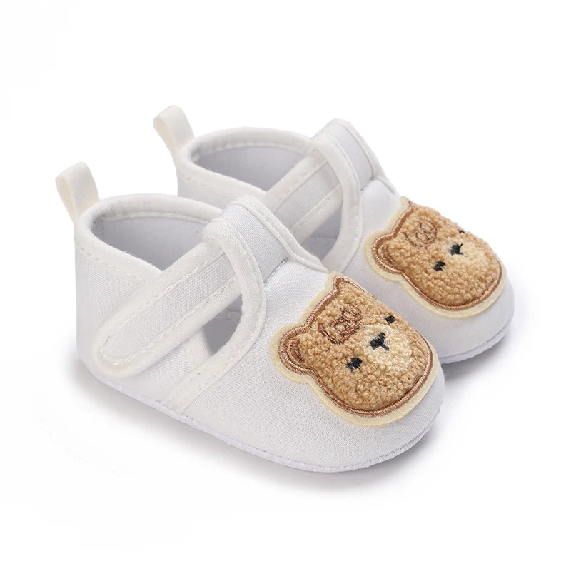 White Soft-Soled Infant Sneakers – Non-Slip Shoes (0–18M)