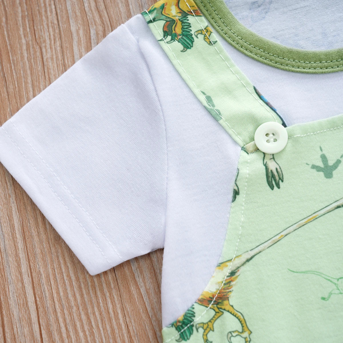 IURNXB Newborn Baby Overall Romper for Boys Infant Short Sleeve Dinosaur Printed One Piece Outfit Summer Bodysuit 0-12M