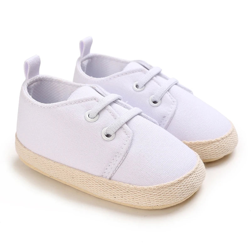 White Soft-Soled Infant Sneakers – Non-Slip Shoes (0–18M)