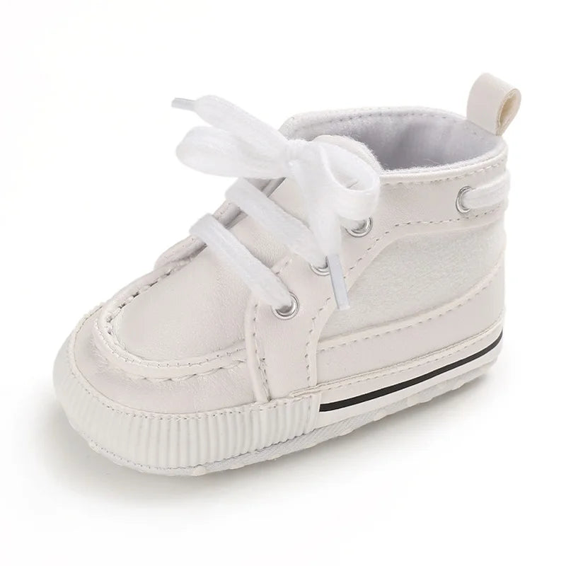 White Soft-Soled Infant Sneakers – Non-Slip Shoes (0–18M)