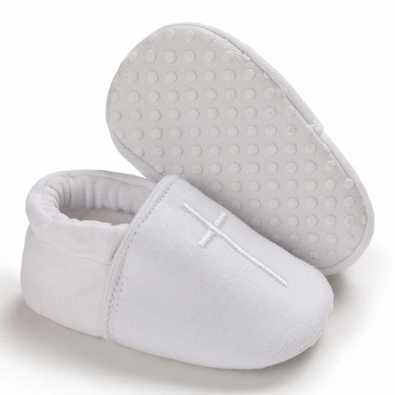 White Soft-Soled Infant Sneakers – Non-Slip Shoes (0–18M)