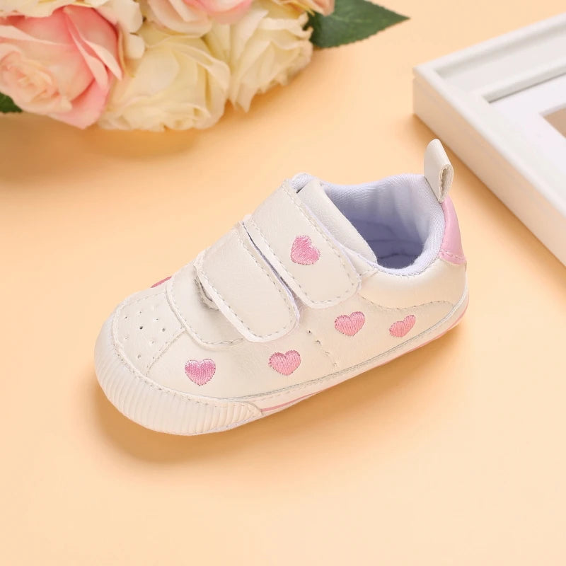 White Soft-Soled Infant Sneakers – Non-Slip Shoes (0–18M)