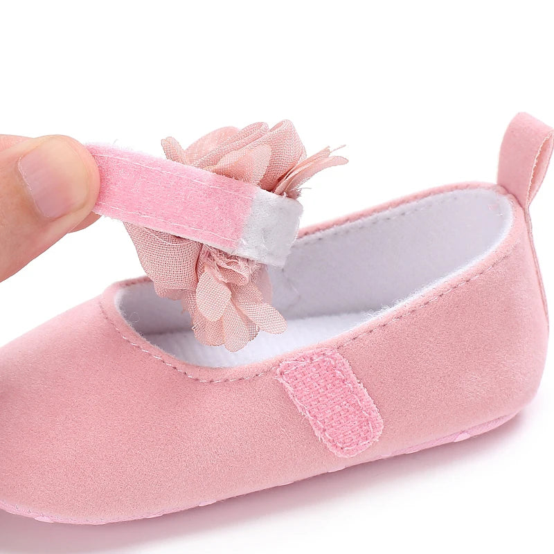 White Lace Princess Baby Shoes – Soft Sole First Walkers