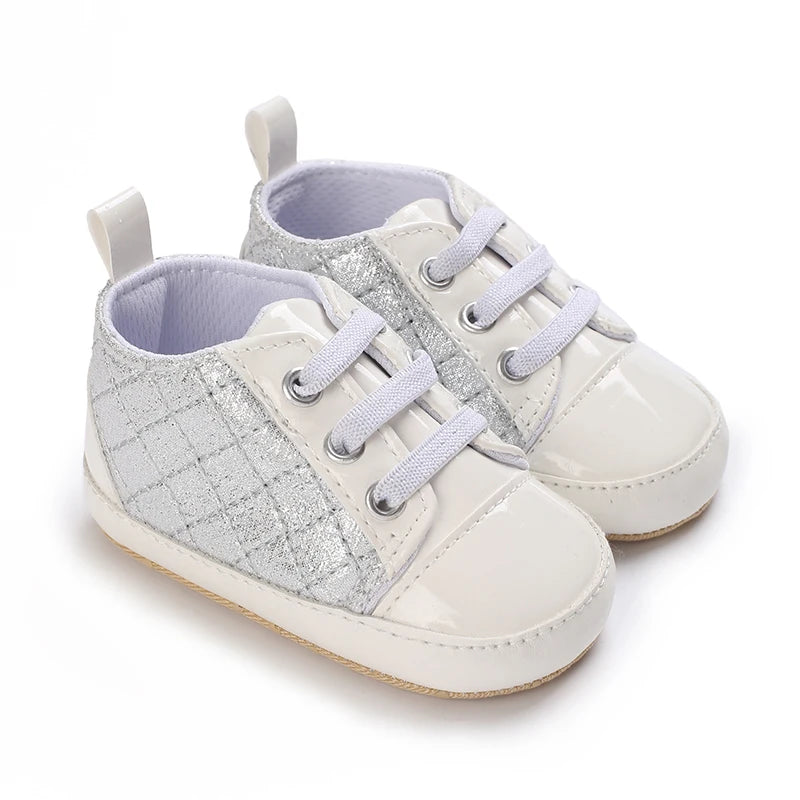 White Soft-Soled Infant Sneakers – Non-Slip Shoes (0–18M)