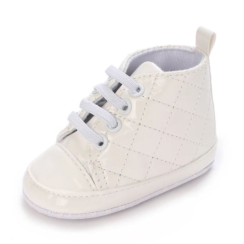 White Soft-Soled Infant Sneakers – Non-Slip Shoes (0–18M)