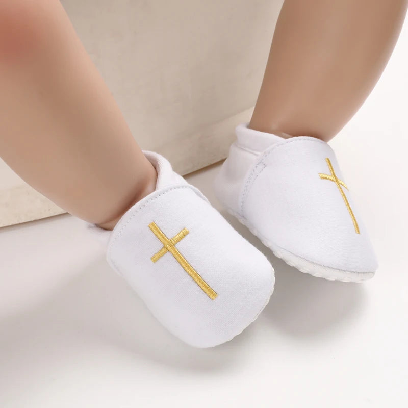 White Soft-Soled Infant Sneakers – Non-Slip Shoes (0–18M)