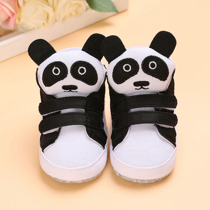 White Soft-Soled Infant Sneakers – Non-Slip Shoes (0–18M)