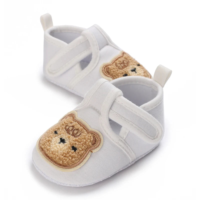 White Soft-Soled Infant Sneakers – Non-Slip Shoes (0–18M)