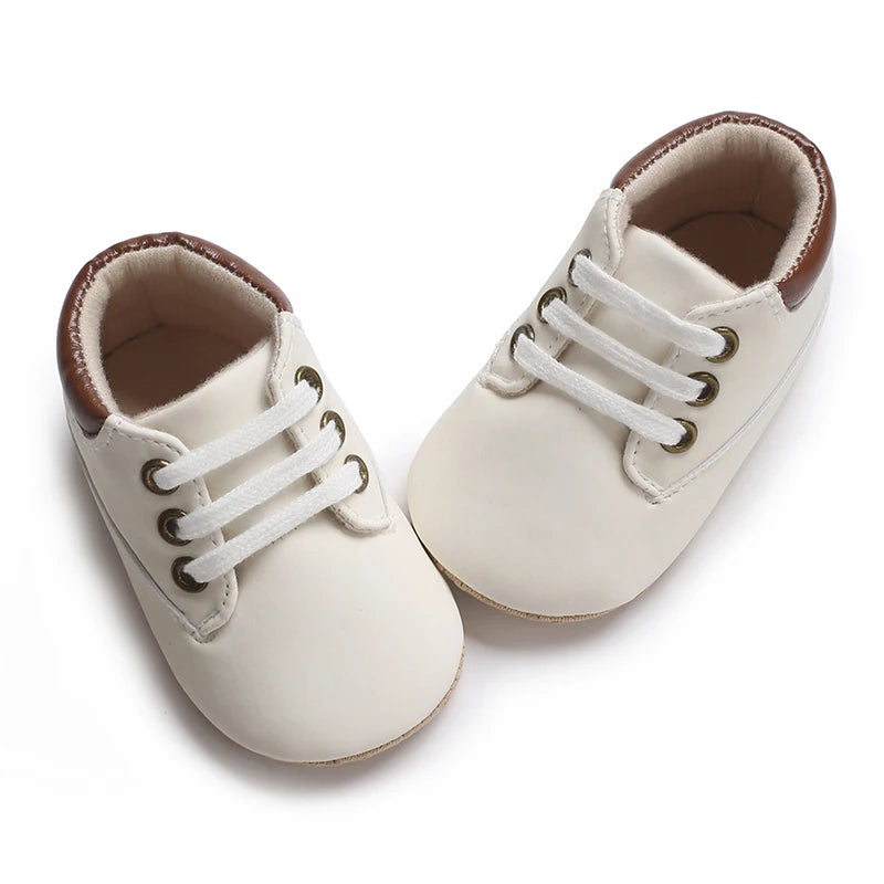 White Soft-Soled Infant Sneakers – Non-Slip Shoes (0–18M)
