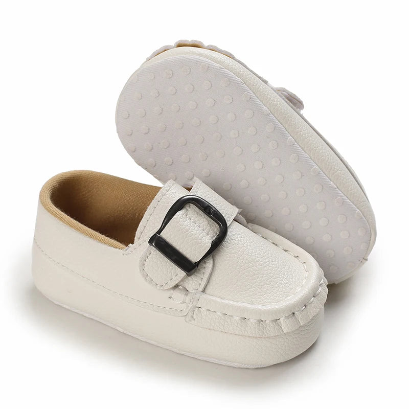 White Soft-Soled Infant Sneakers – Non-Slip Shoes (0–18M)