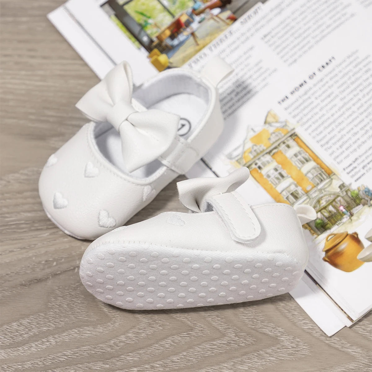 Love Bow Fringe Baby Moccasins – Soft Sole First Walkers
