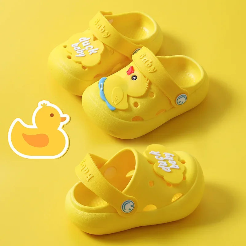 Children's Hole Shoes Slippers for Boys and Girls Breathable Non Slip Cute Lightweight, Soft Soled Sandals for External Wear