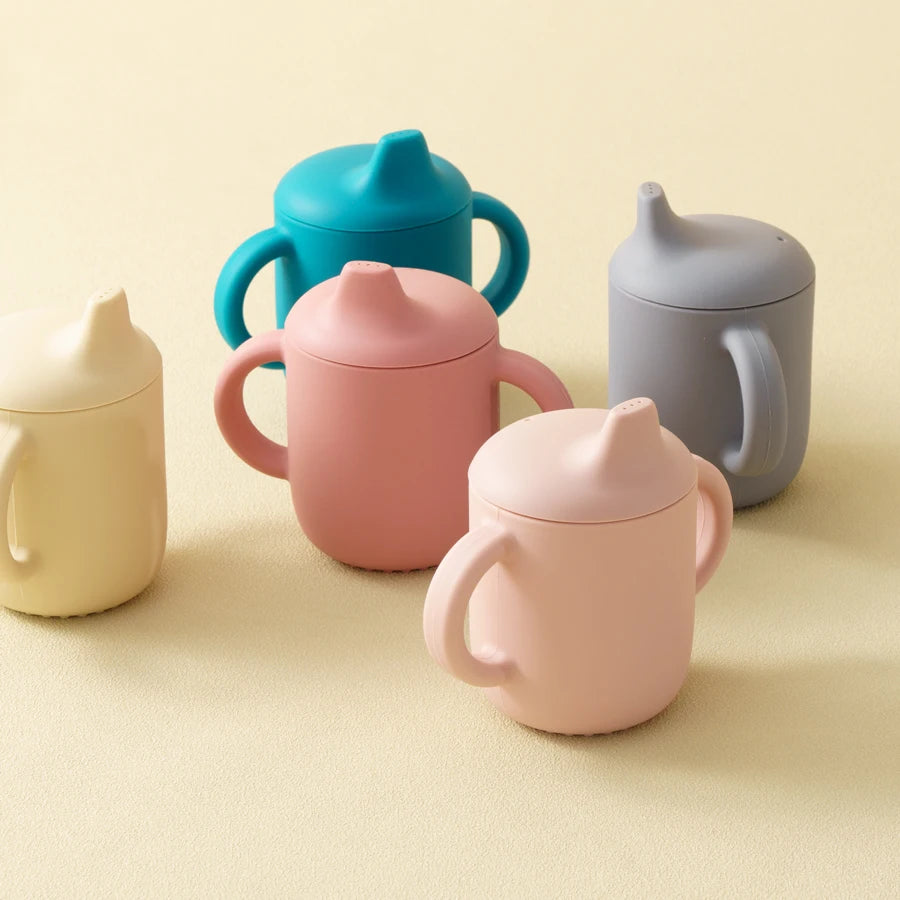 Baby Silicone Drinking Cup – Safe & Portable Feeding Cup