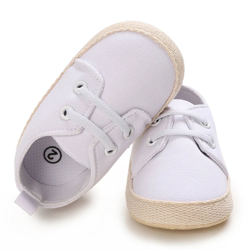 White Soft-Soled Infant Sneakers – Non-Slip Shoes (0–18M)
