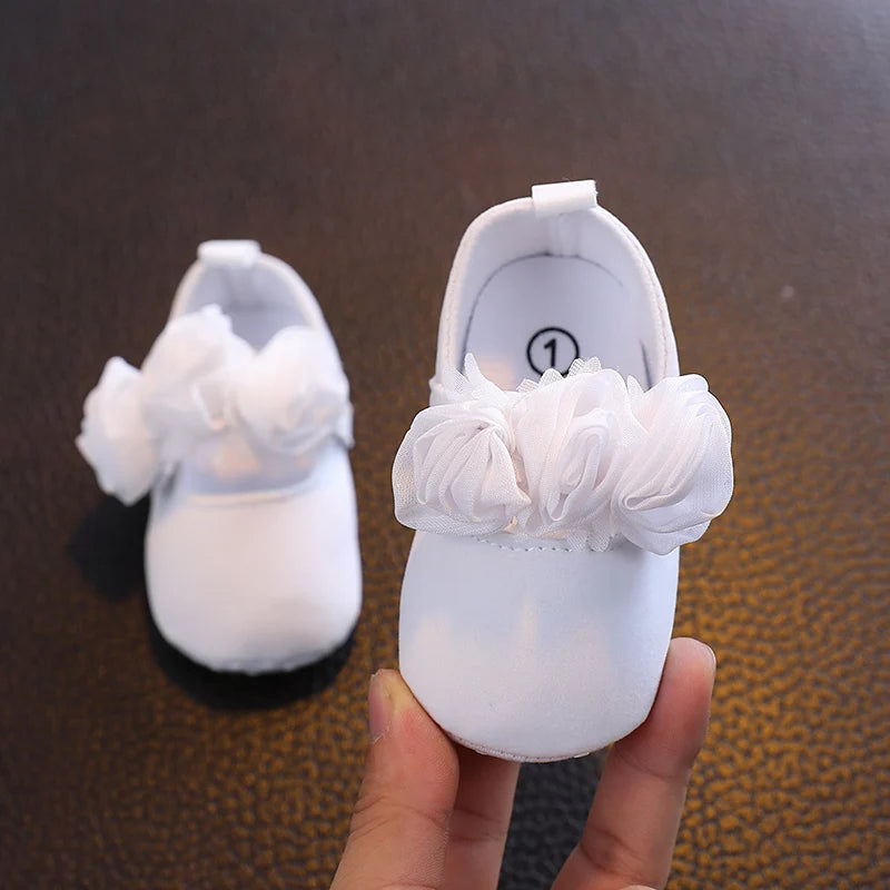 White Lace Princess Baby Shoes – Soft Sole First Walkers