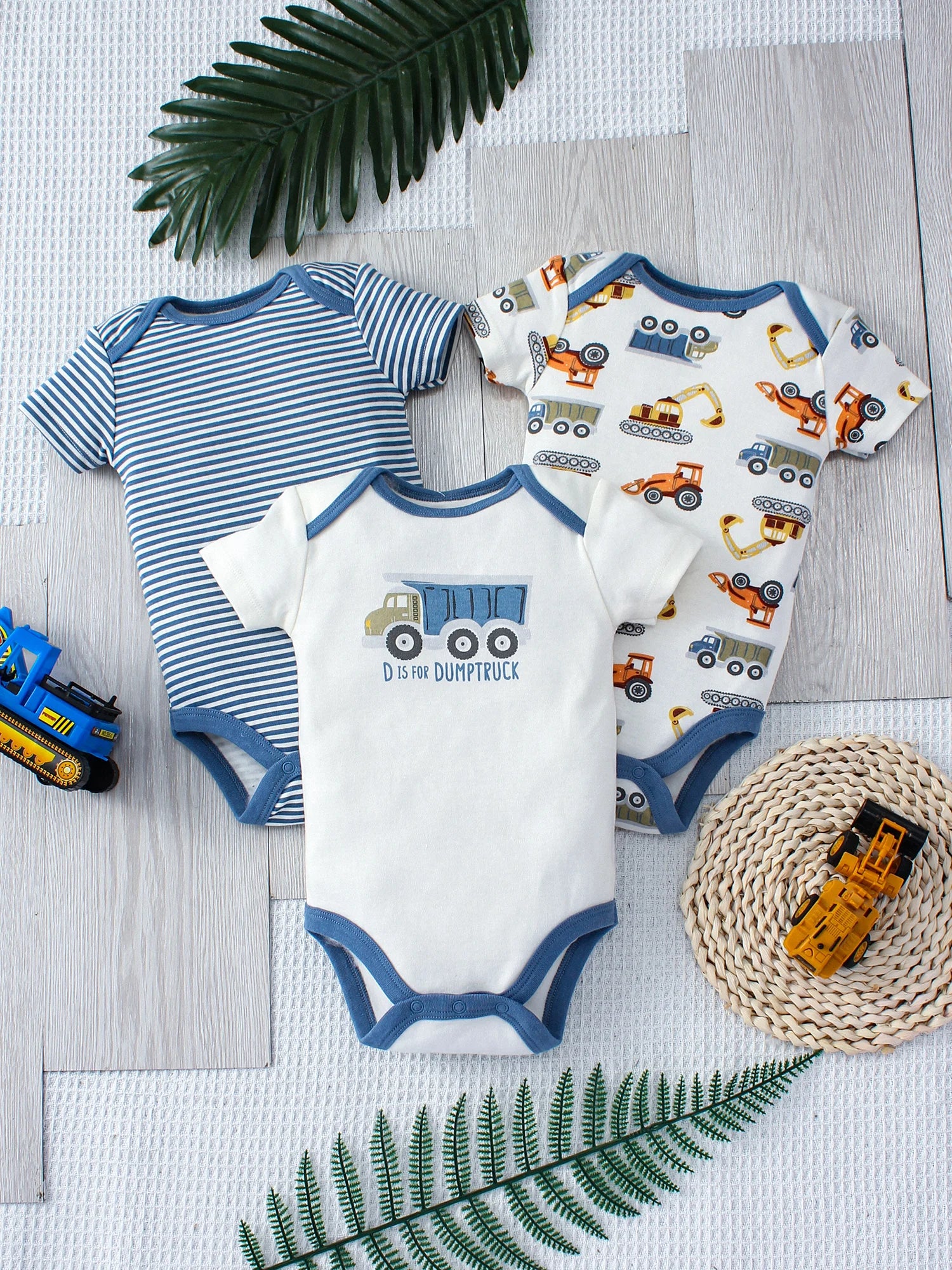 3PCS Summer Boys Baby Bodysuit Three piece Set Cartoon Truck and Stripe Pattern Short Sleeve Button Design Triangle Bodysuit