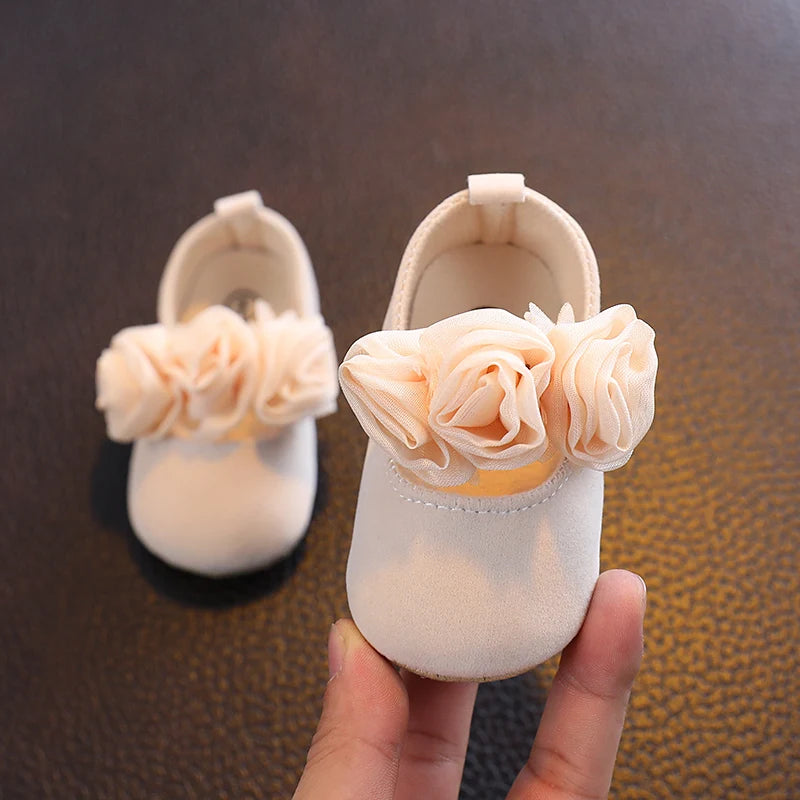 White Lace Princess Baby Shoes – Soft Sole First Walkers