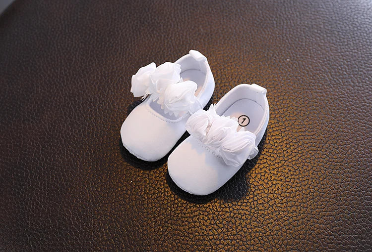 White Lace Princess Baby Shoes – Soft Sole First Walkers