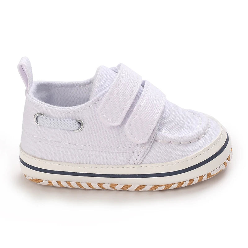 White Soft-Soled Infant Sneakers – Non-Slip Shoes (0–18M)