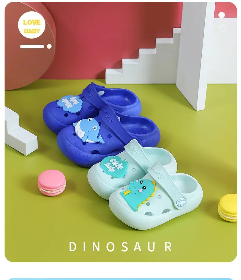 Children's Hole Shoes Slippers for Boys and Girls Breathable Non Slip Cute Lightweight, Soft Soled Sandals for External Wear