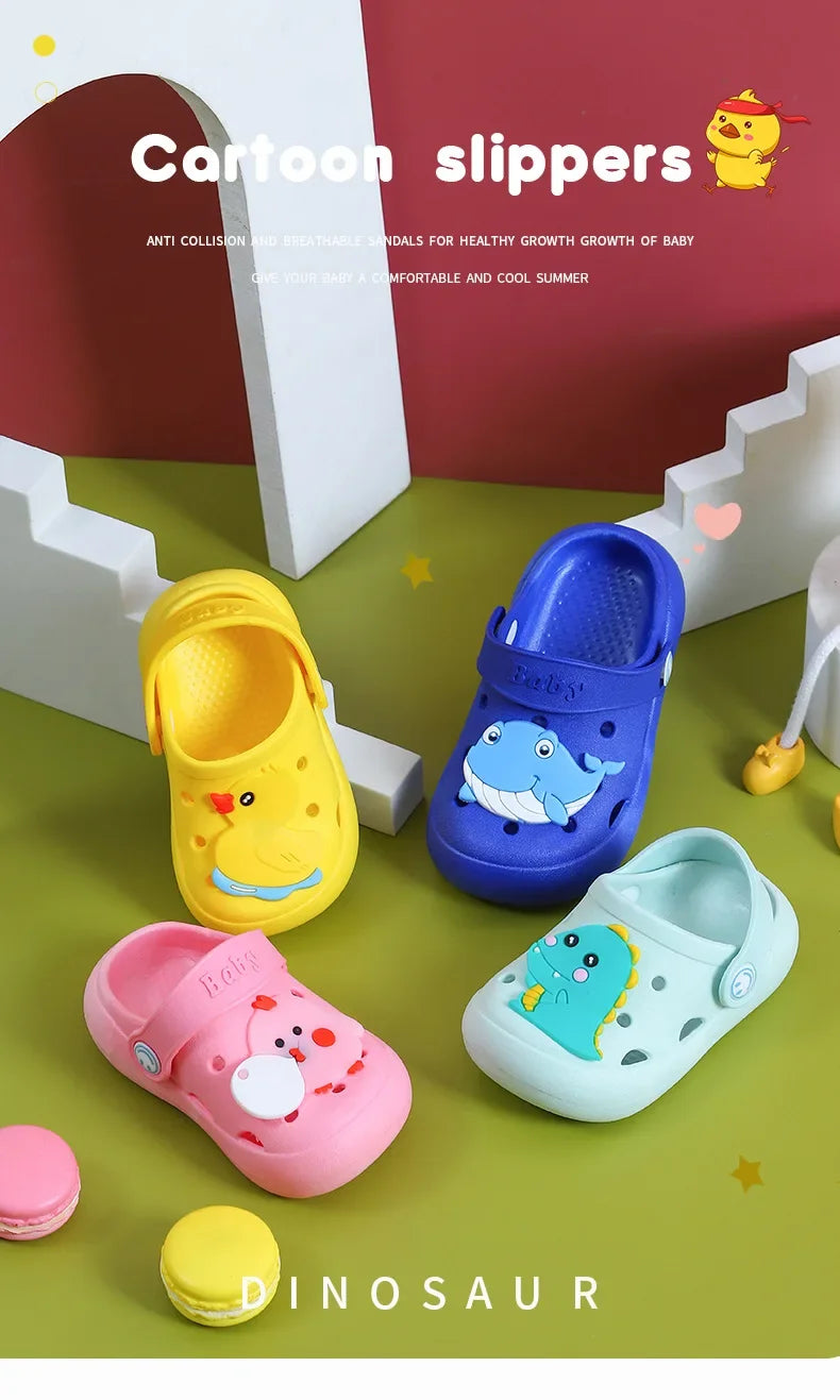 Children's Hole Shoes Slippers for Boys and Girls Breathable Non Slip Cute Lightweight, Soft Soled Sandals for External Wear