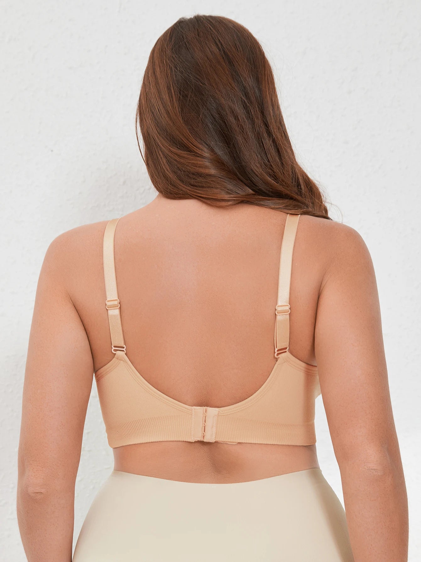 Adjustable Plus Size Nursing Bra – Seamless & Breathable