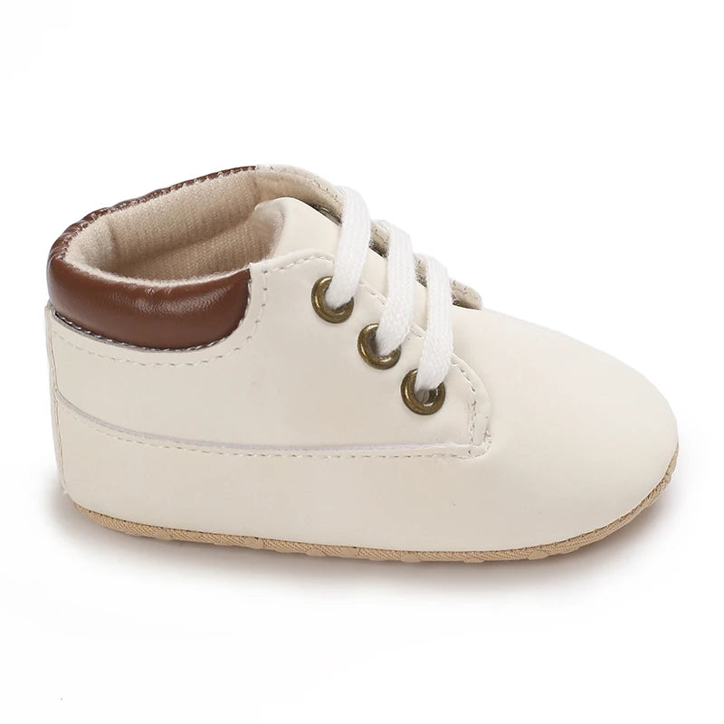 White Soft-Soled Infant Sneakers – Non-Slip Shoes (0–18M)