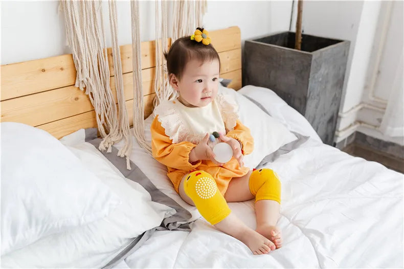 Cotton Baby Knee Pads – Anti-Slip Crawling Protection (0–3 Years)