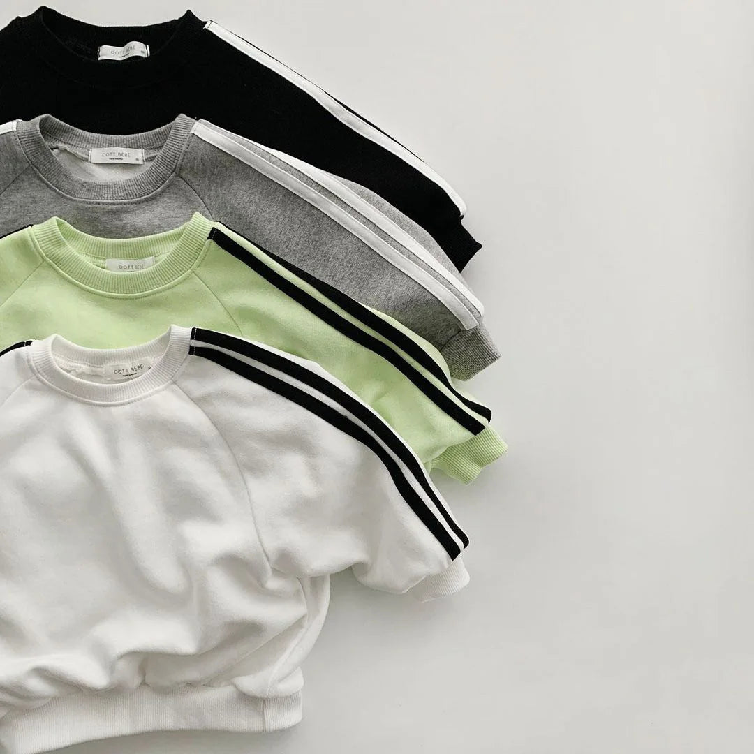 Boys and girls' spring new 2025 children's cool letter printing zipper top pants leisure sports two piece baby suit